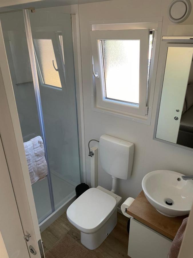 Mobile Home Peponi Del Mar, Brand New Biograd Na Moru Exterior foto