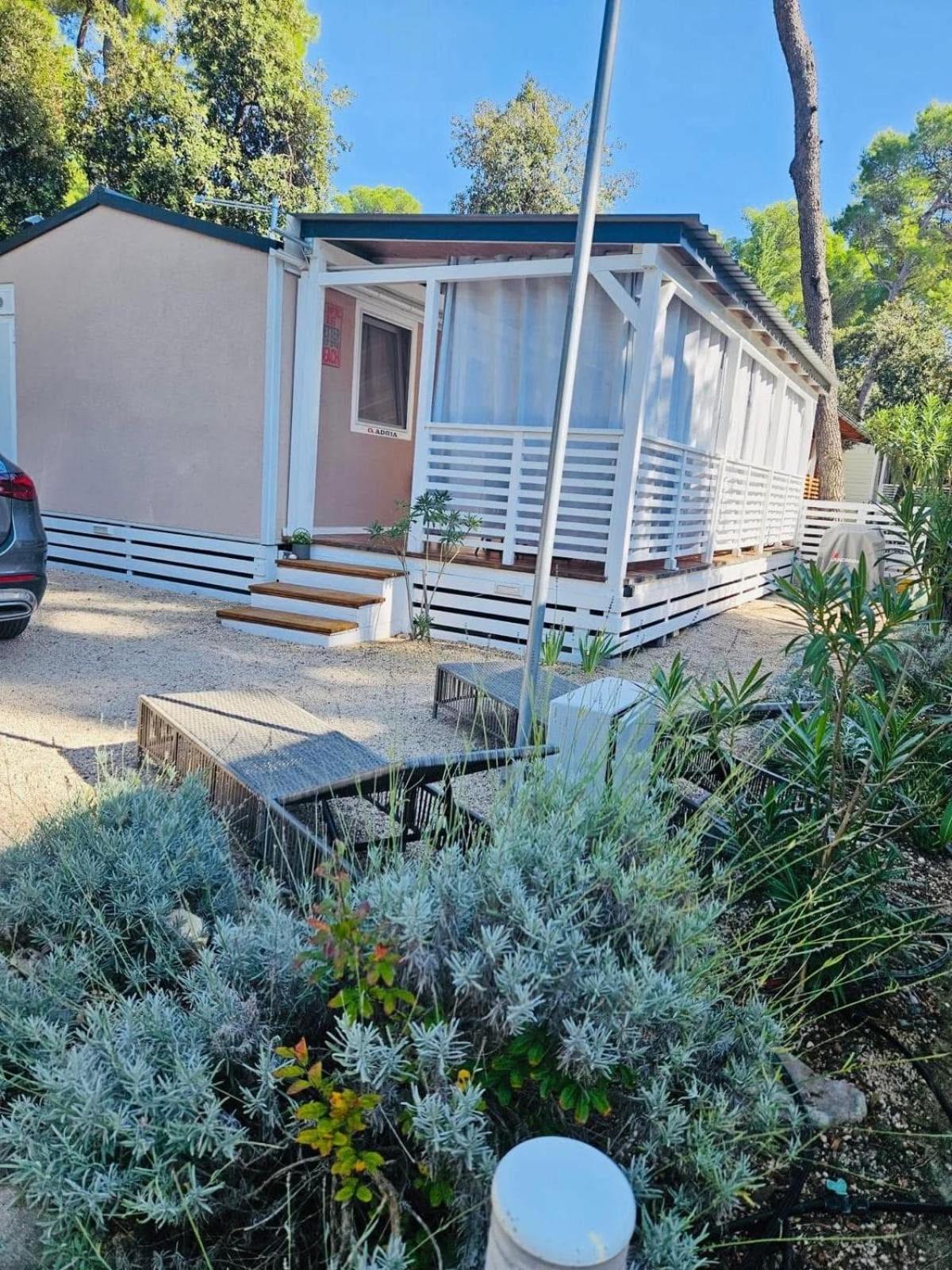 Mobile Home Peponi Del Mar, Brand New Biograd Na Moru Exterior foto